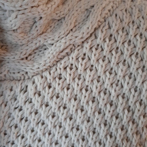 Apt 9 Cream Half-Sleeve Cable Knit Sweater - Picture 3 of 8